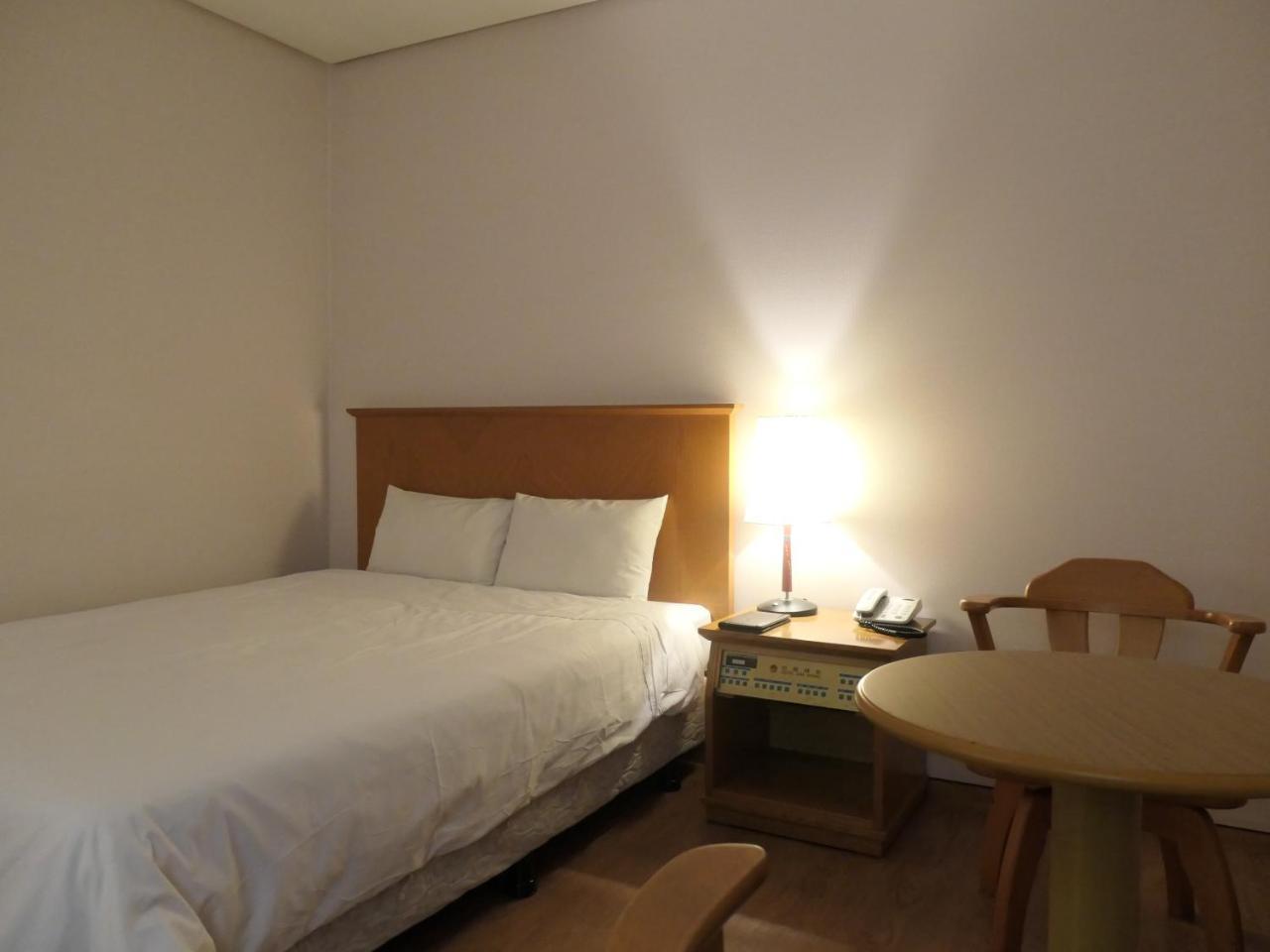 Daedong Hotel Jeju Zimmer foto